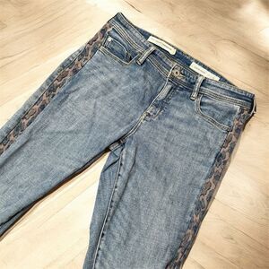 Pilcro and the Letterpress Anthropologie Slim Boyfriend Jeans Denim 28” Floral